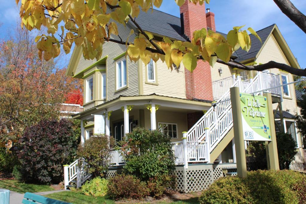 La Belle Victorienne Hotel Magog Exterior foto